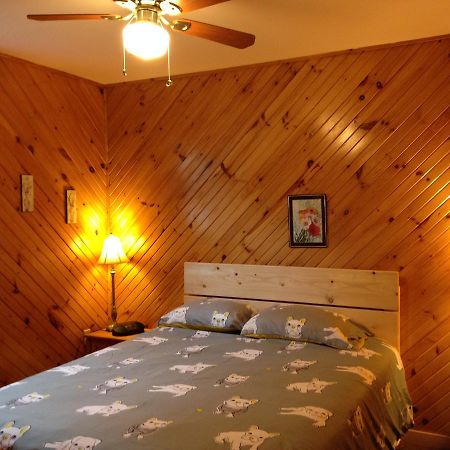 Bubbling Brook Cottages Кавендиш Екстериор снимка