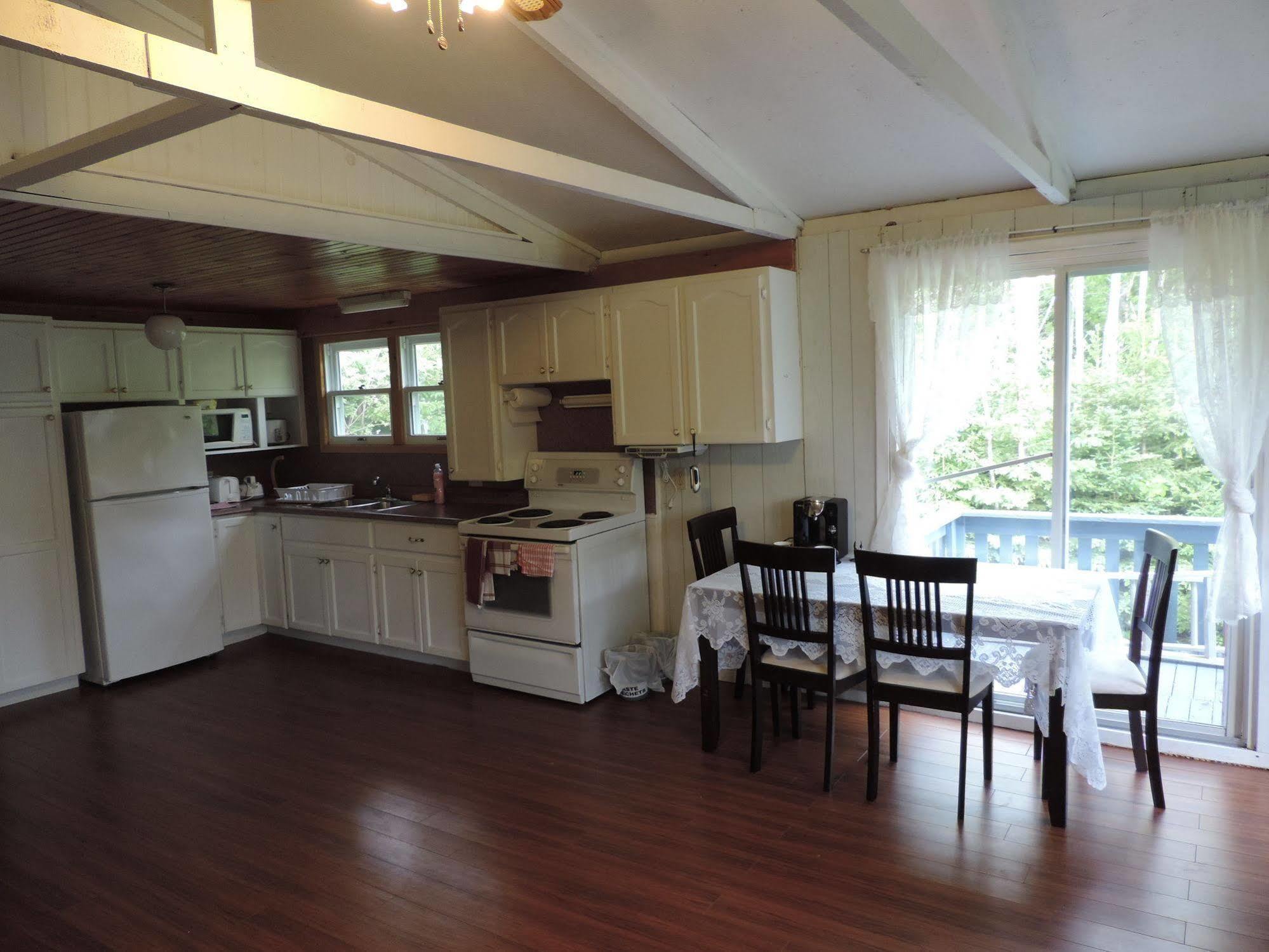 Bubbling Brook Cottages Кавендиш Екстериор снимка
